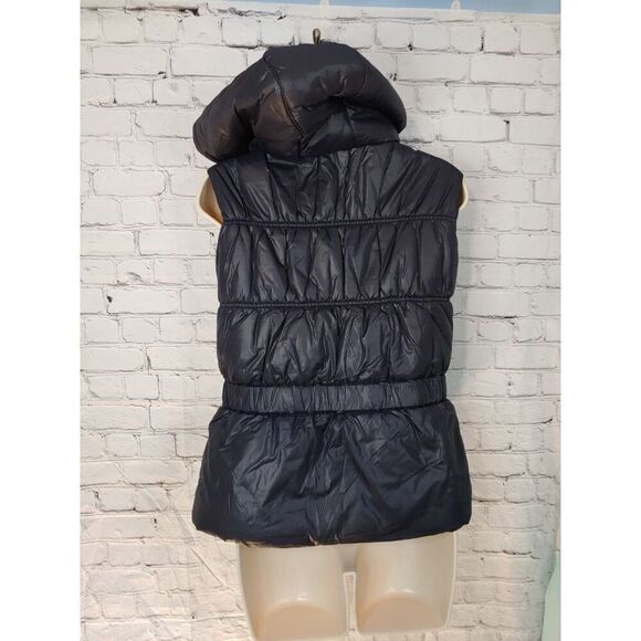 Elsy Junior Size XLarge Black Puffer Vest W/ Removable Hood. - Picture 7 of 7